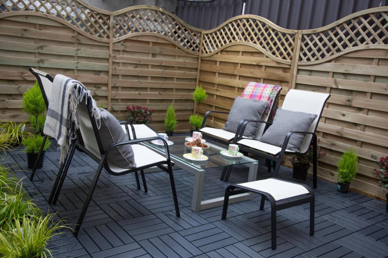 The Bedford Townhouse Hotell Limerick Junction Exteriör bild