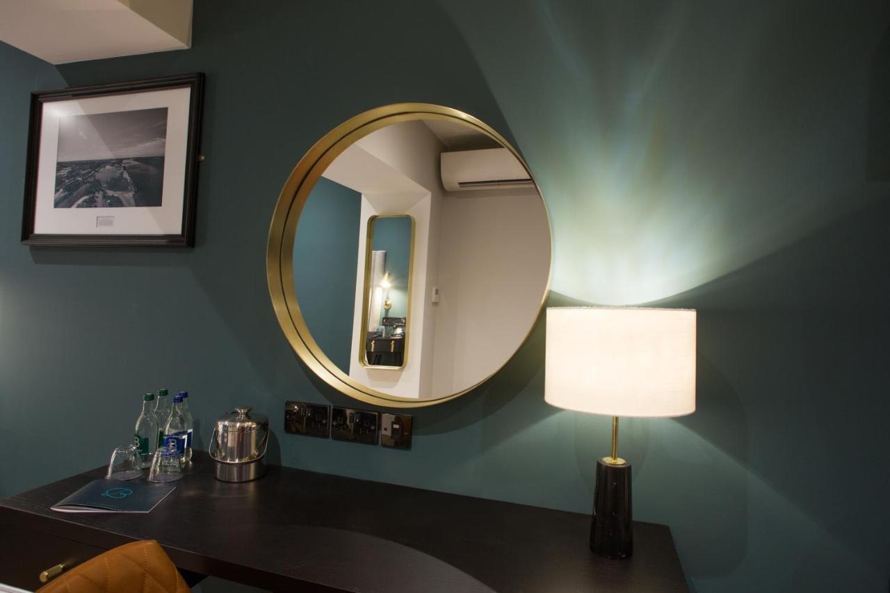 The Bedford Townhouse Hotell Limerick Junction Exteriör bild
